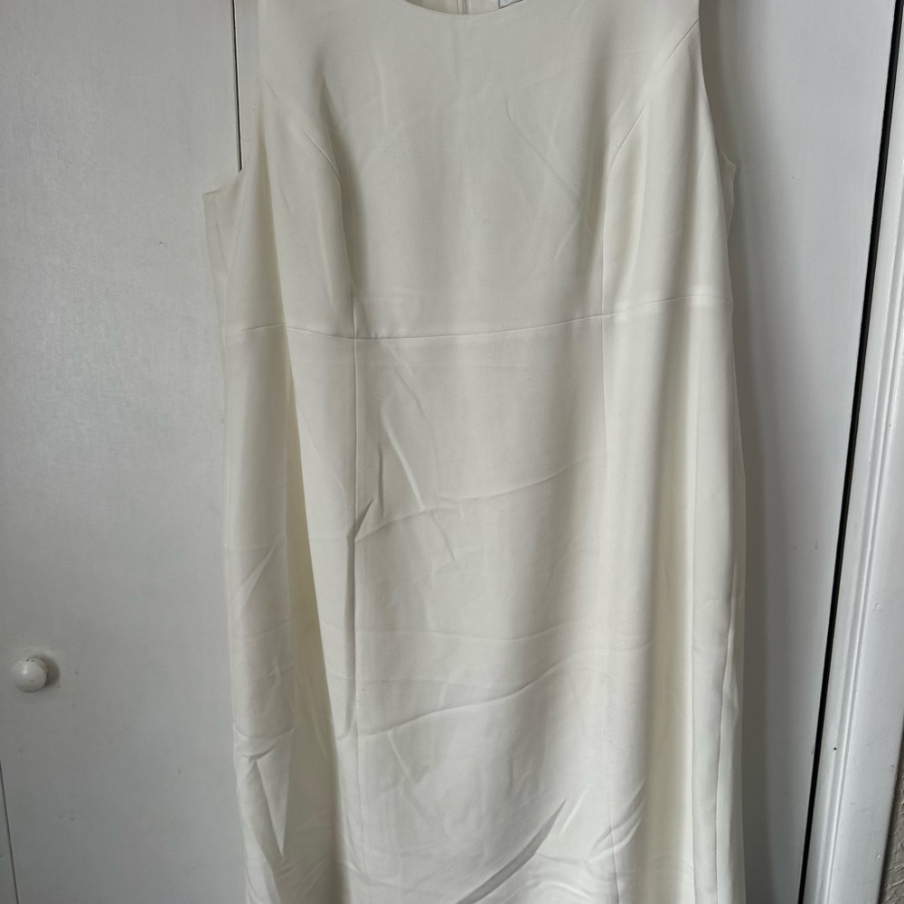 Kasper Ivory Sleeveless Dress
